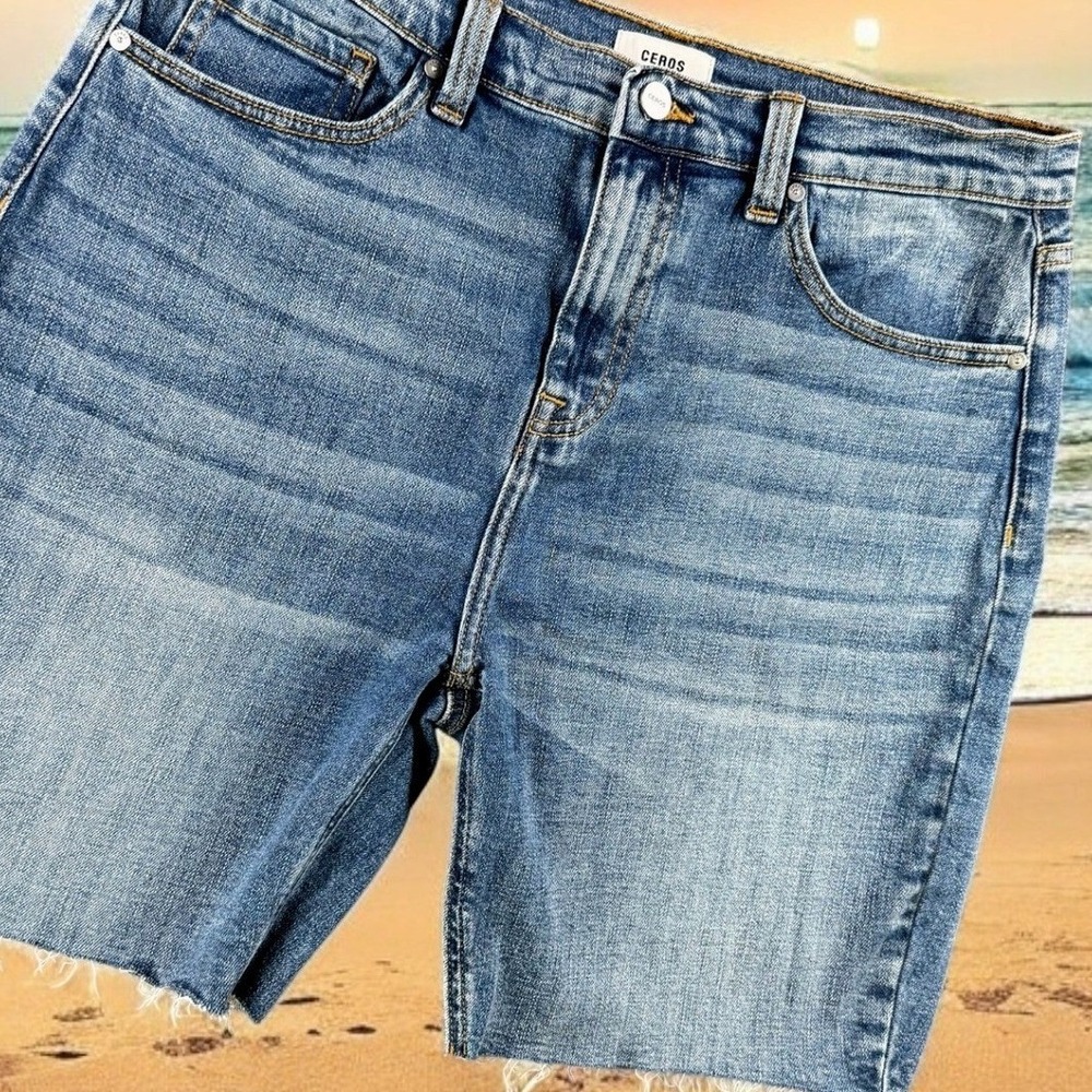 Ceros Denim Shorts Women 32 Blue Jean Shorts Raw Hem Casual Beach Resort